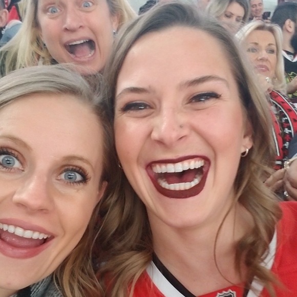 Meet your Posher, Samantha - Picture 2 of 3